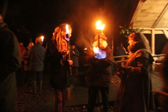2017 12 Woodland Gathering 10 Dec Fire flares-6