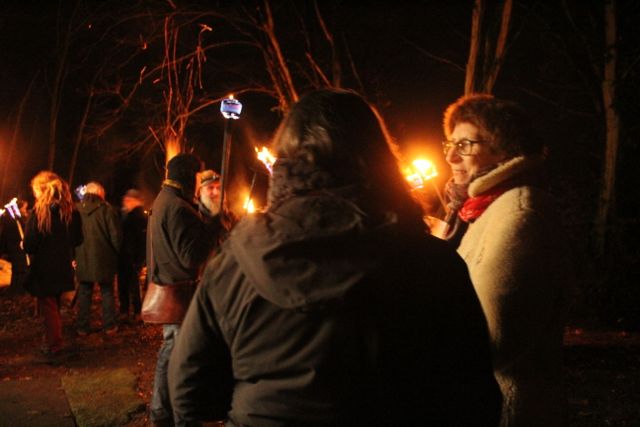 2017 12 Woodland Gathering 10 Dec Fire flares-8